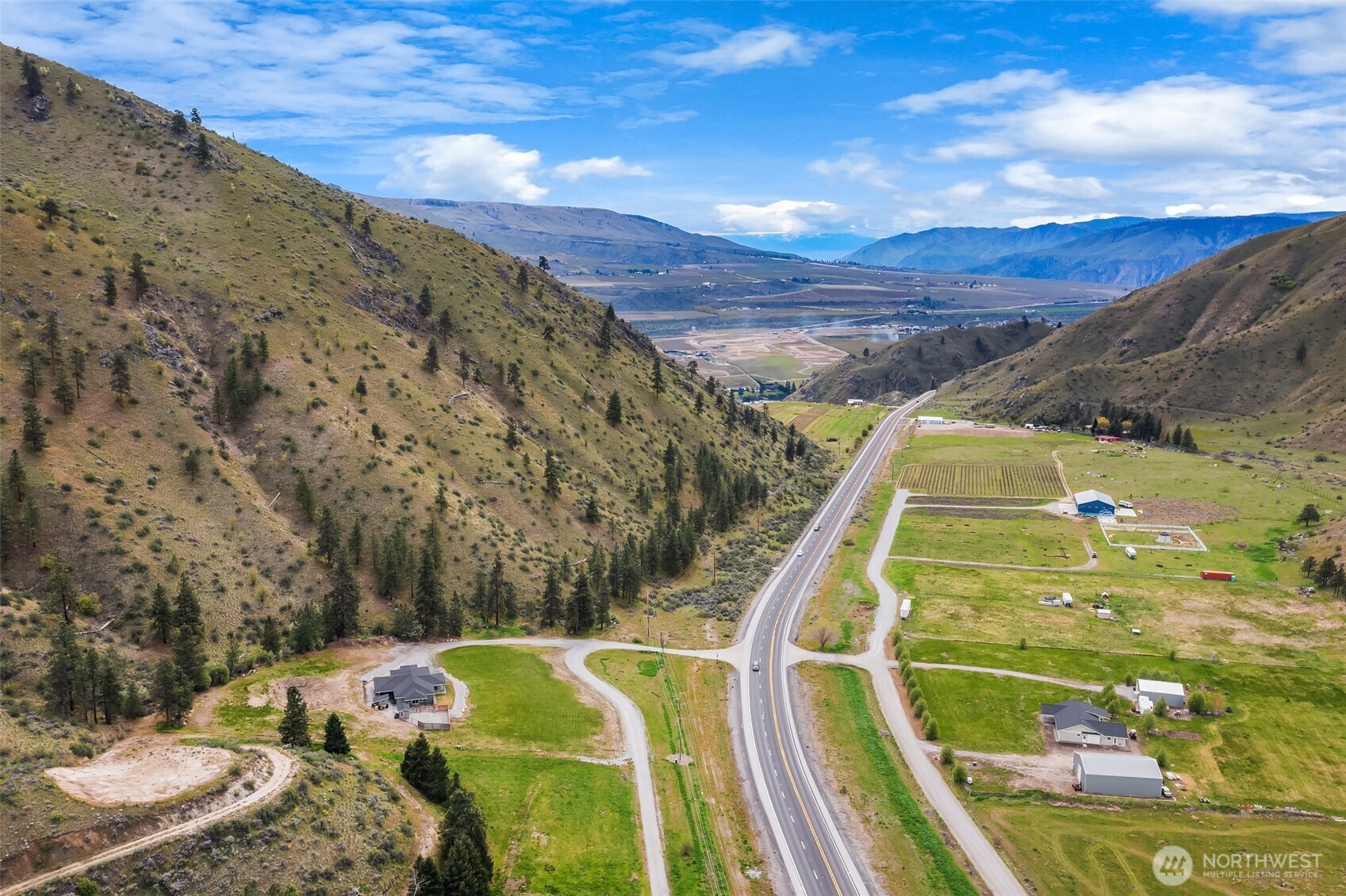 24 Mackenzie Way Chelan, WA 98816 - Photo 28 of 35