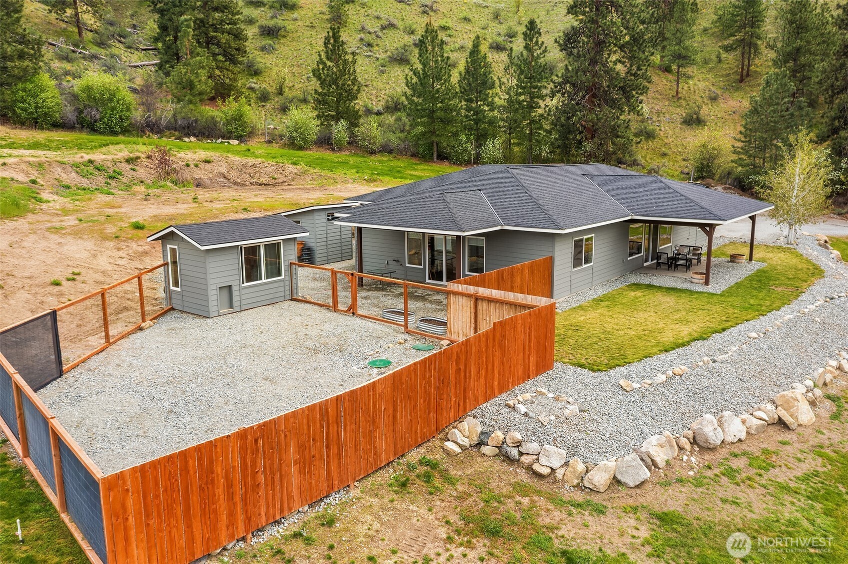 24 Mackenzie Way Chelan, WA 98816 - Photo 34 of 35