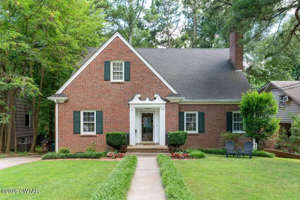 $349,900 | 520 Division Avenue, Jackson, TN 38301