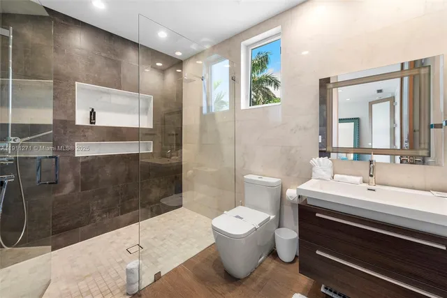 $7,200,000 | 1319 Seminole Drive, Fort Lauderdale, FL 33304