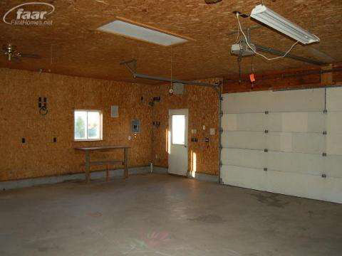 1458 North Oak Road Davison, MI 48423 - Photo 27 of 27 20174232-26.JPG