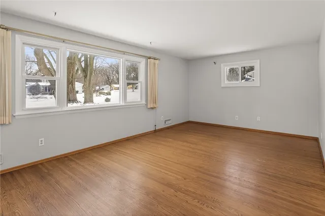 $2,450 | 14 Kingswood Drive, Gates, NY 14624