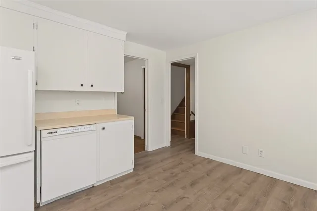 $2,450 | 14 Kingswood Drive, Gates, NY 14624