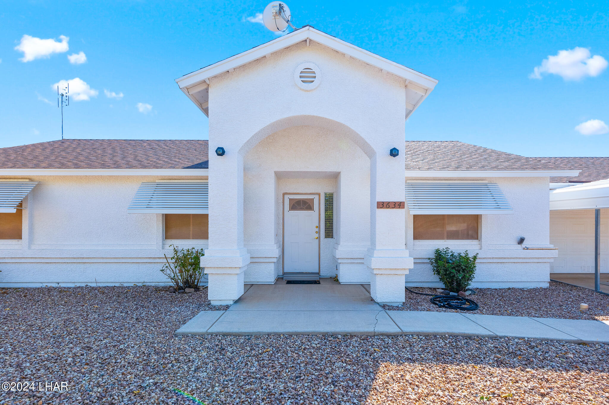 3634 North Avra Road Golden Valley, AZ 86413 - Photo 1 of 36 3634 N Avra Rd Golden Valley, AZ, United