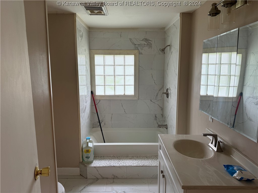 4426 Big Tyler Road Charleston, WV 25313 - Photo 8 of 13 Gallery Image 8