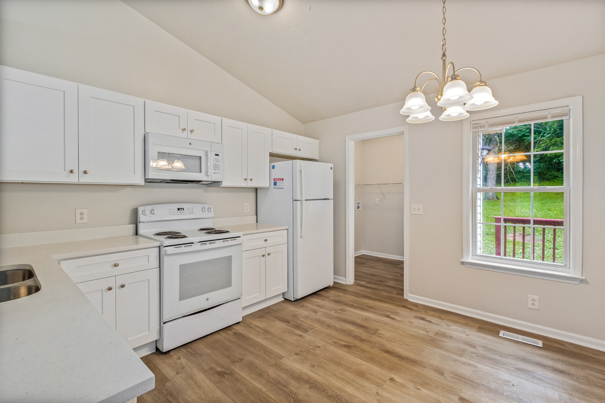 4041 Moss Road Antioch, TN 37013 - Photo 8 of 19