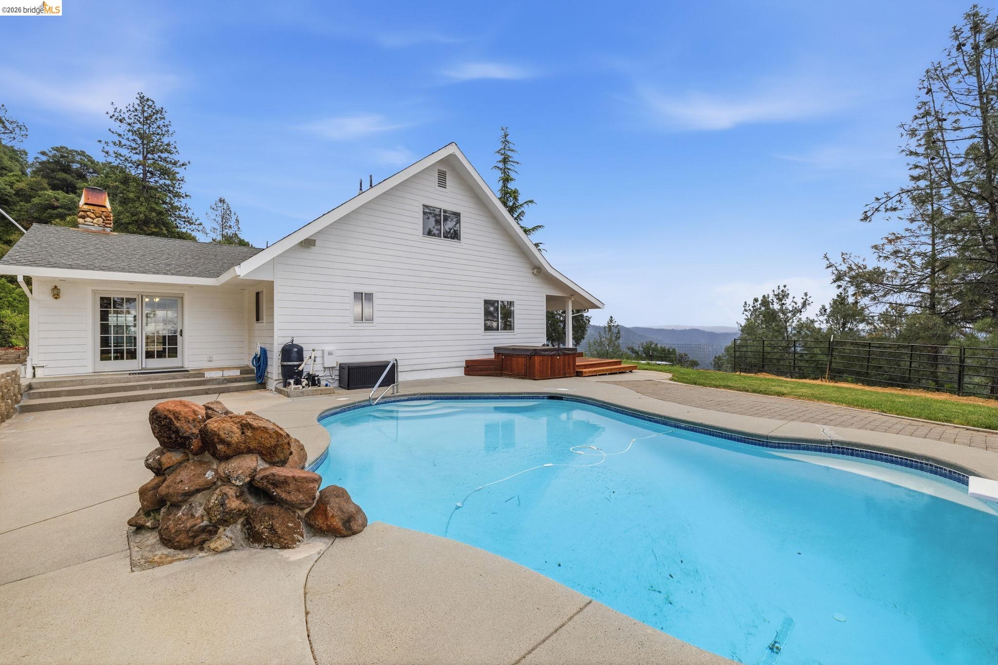 19466 Mira Monte Road Tuolumne, CA 95379 - Photo 36 of 43