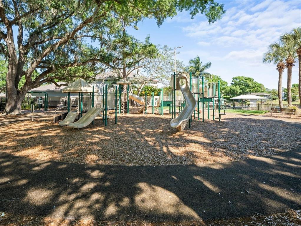10502 Sago Road Tampa, FL 33618 - Photo 44 of 45 Gallery Image 44