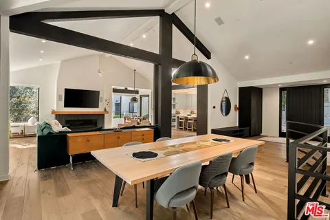 $5,395,000 | 28222 Via Acero, Malibu, CA 90265