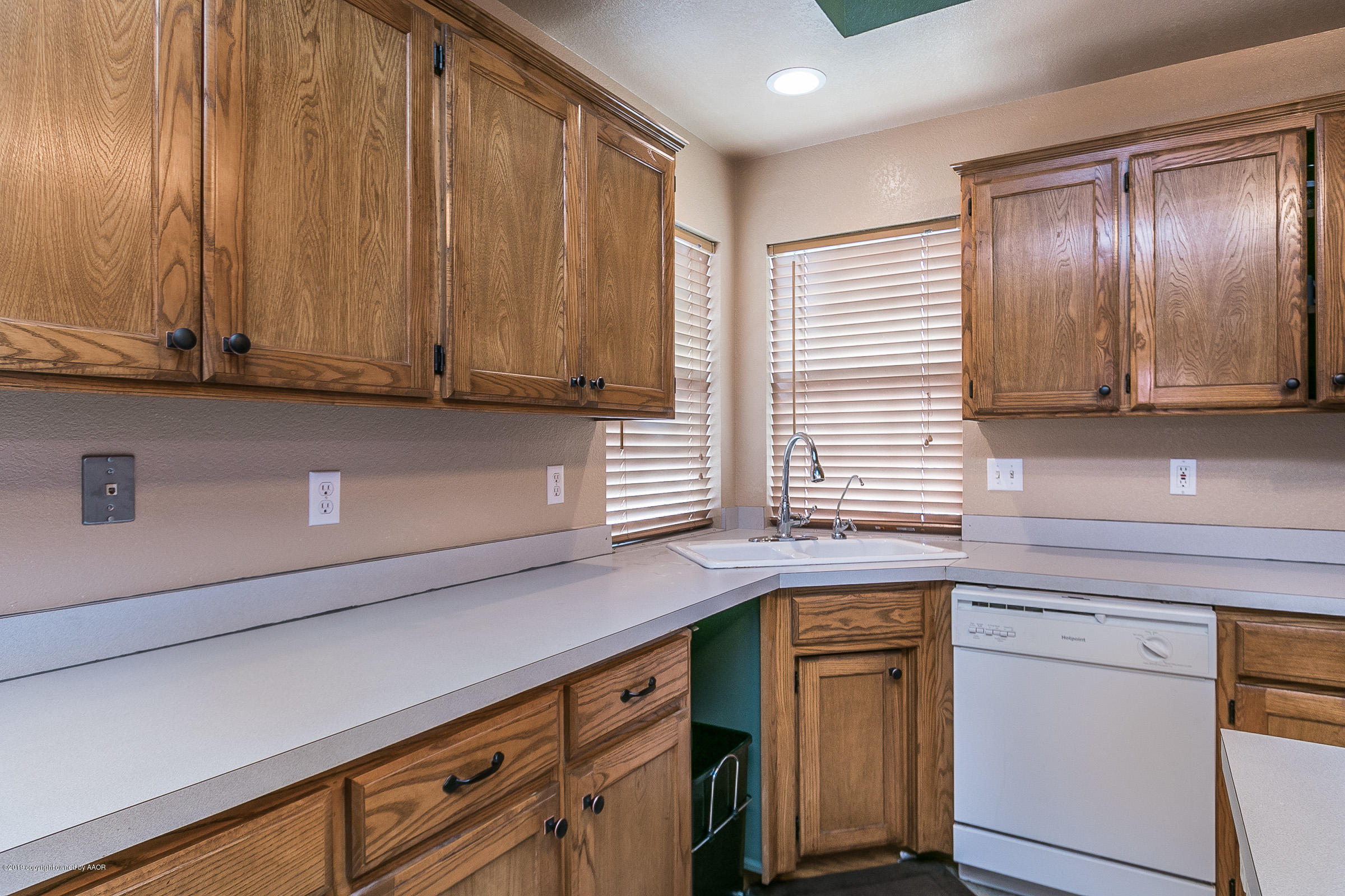 4201 Rhine Avenue Amarillo, TX 79110 - Photo 6 of 17 006_Kitchen 2