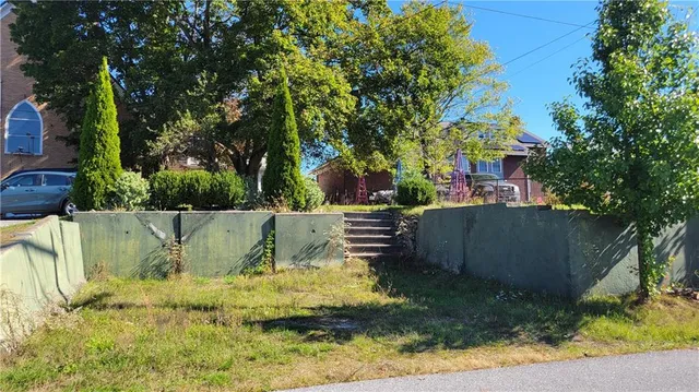 $159,900 | 208 East Main Street, Stoystown, PA 15563