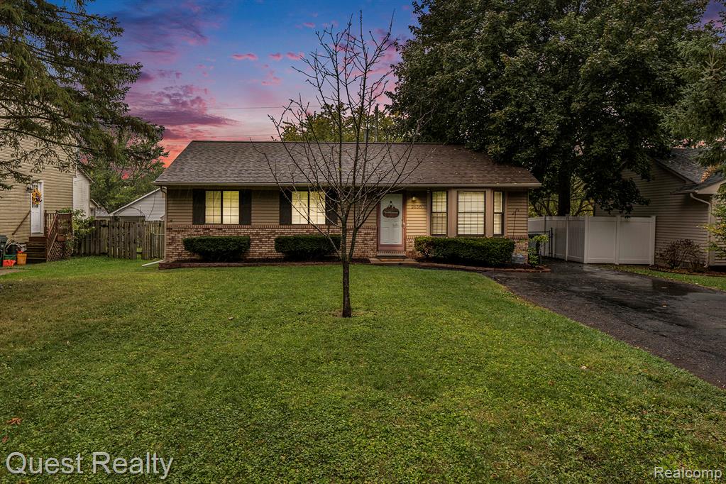 2658 Simpson Drive Rochester Hills, MI 48309 - Photo 1 of 16