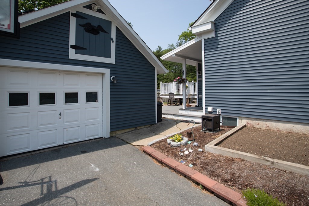 15 County Road East Freetown, MA 02717 - Photo 25 of 36 a view of a house with backyard and porch