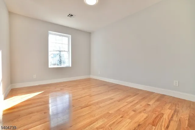 $750,000 | 236 Keer Avenue, Newark, NJ 07112