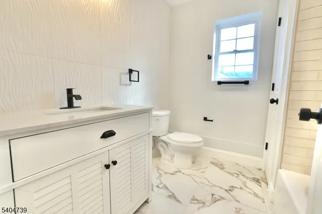 $750,000 | 236 Keer Avenue, Newark, NJ 07112