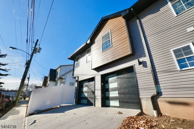 $750,000 | 236 Keer Avenue, Newark, NJ 07112