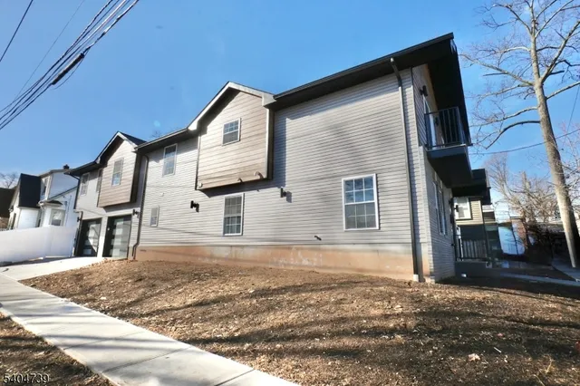 $750,000 | 236 Keer Avenue, Newark, NJ 07112