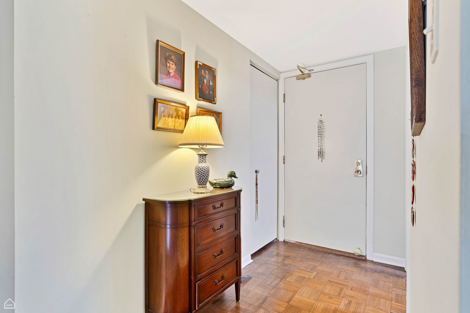 2425 Central Street, Unit 2D Evanston, IL 60201 - Photo 12 of 18 Gallery Image 12