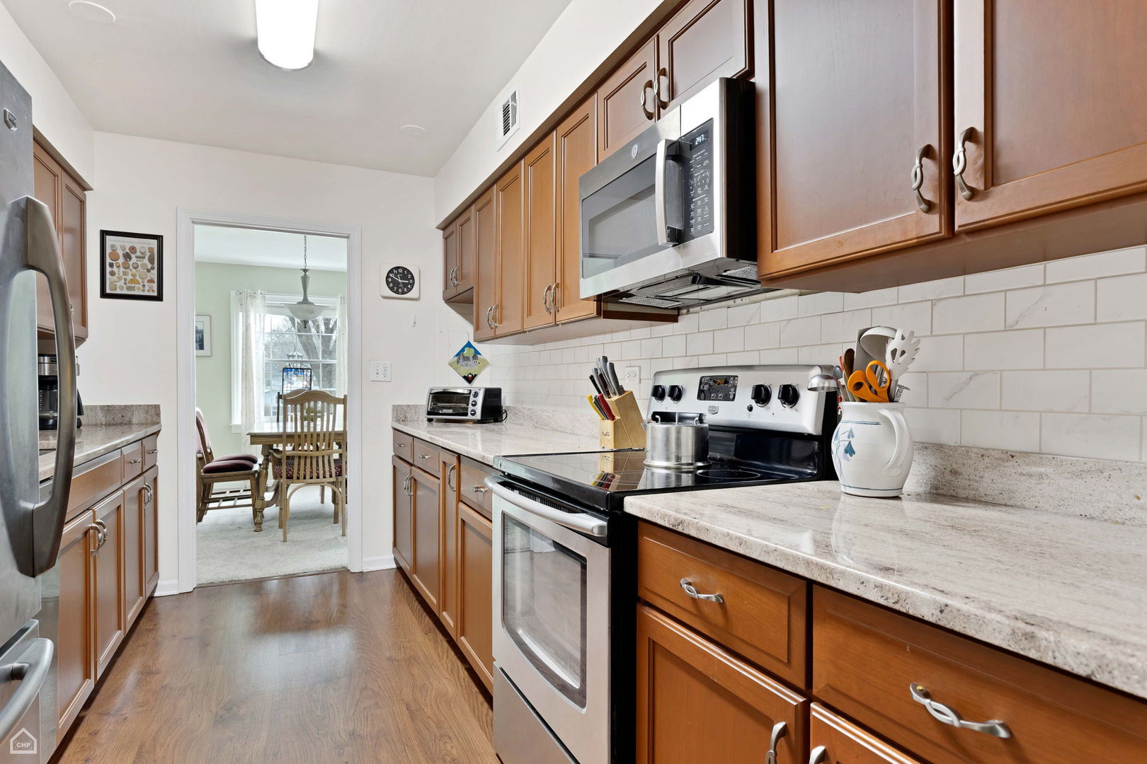 2425 Central Street, Unit 2D Evanston, IL 60201 - Photo 10 of 18 Gallery Image 10