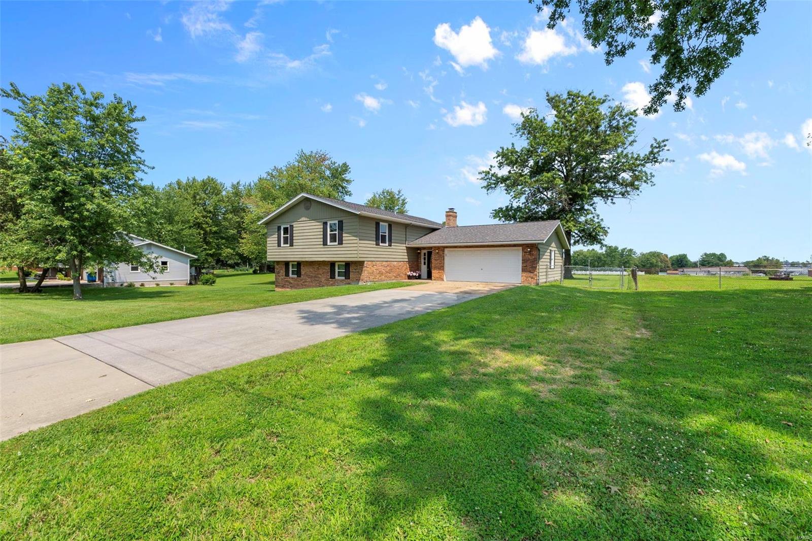 119 Fox Run Sparta, IL 62286 - Photo 11 of 43