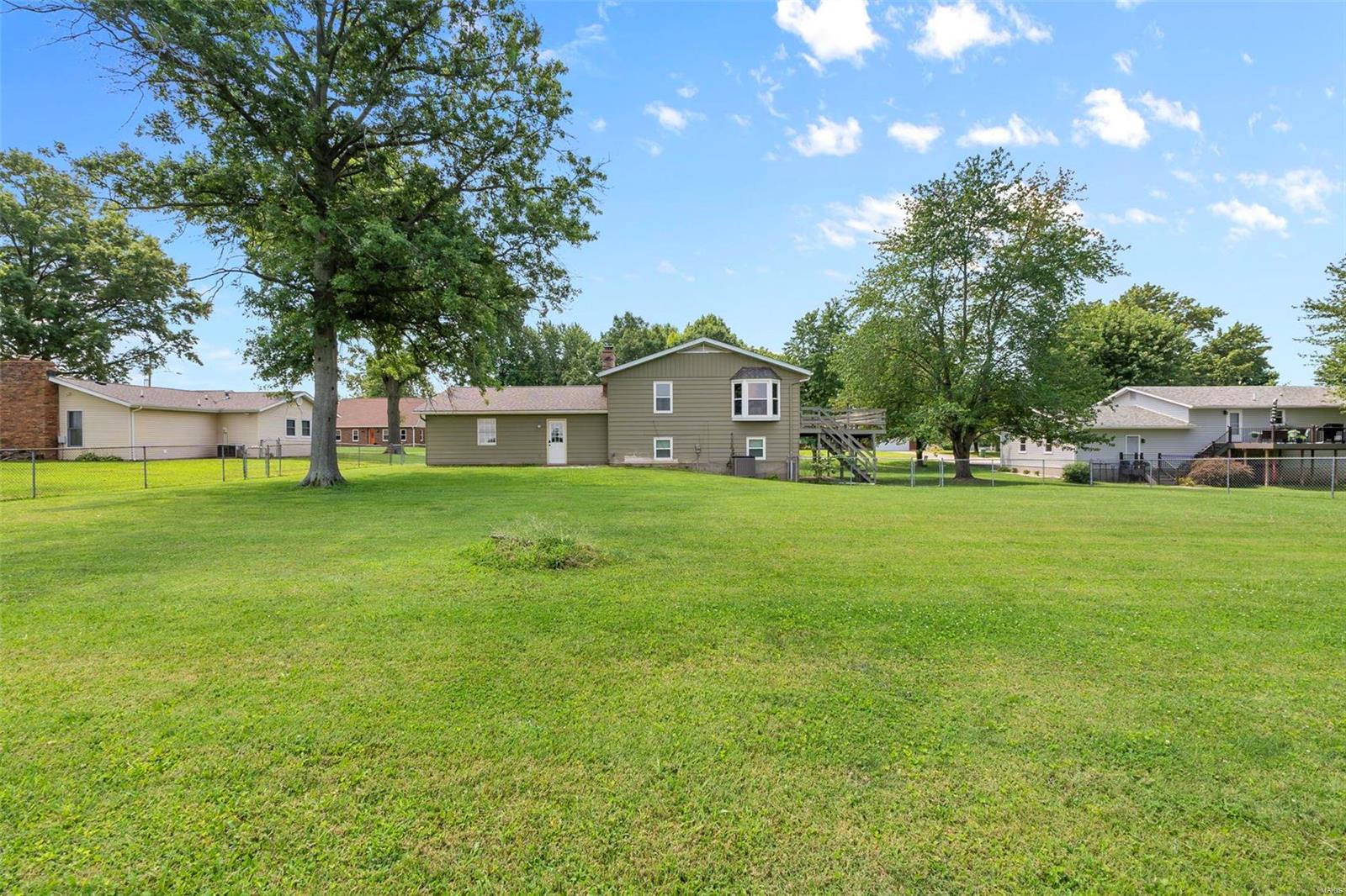 119 Fox Run Sparta, IL 62286 - Photo 19 of 43