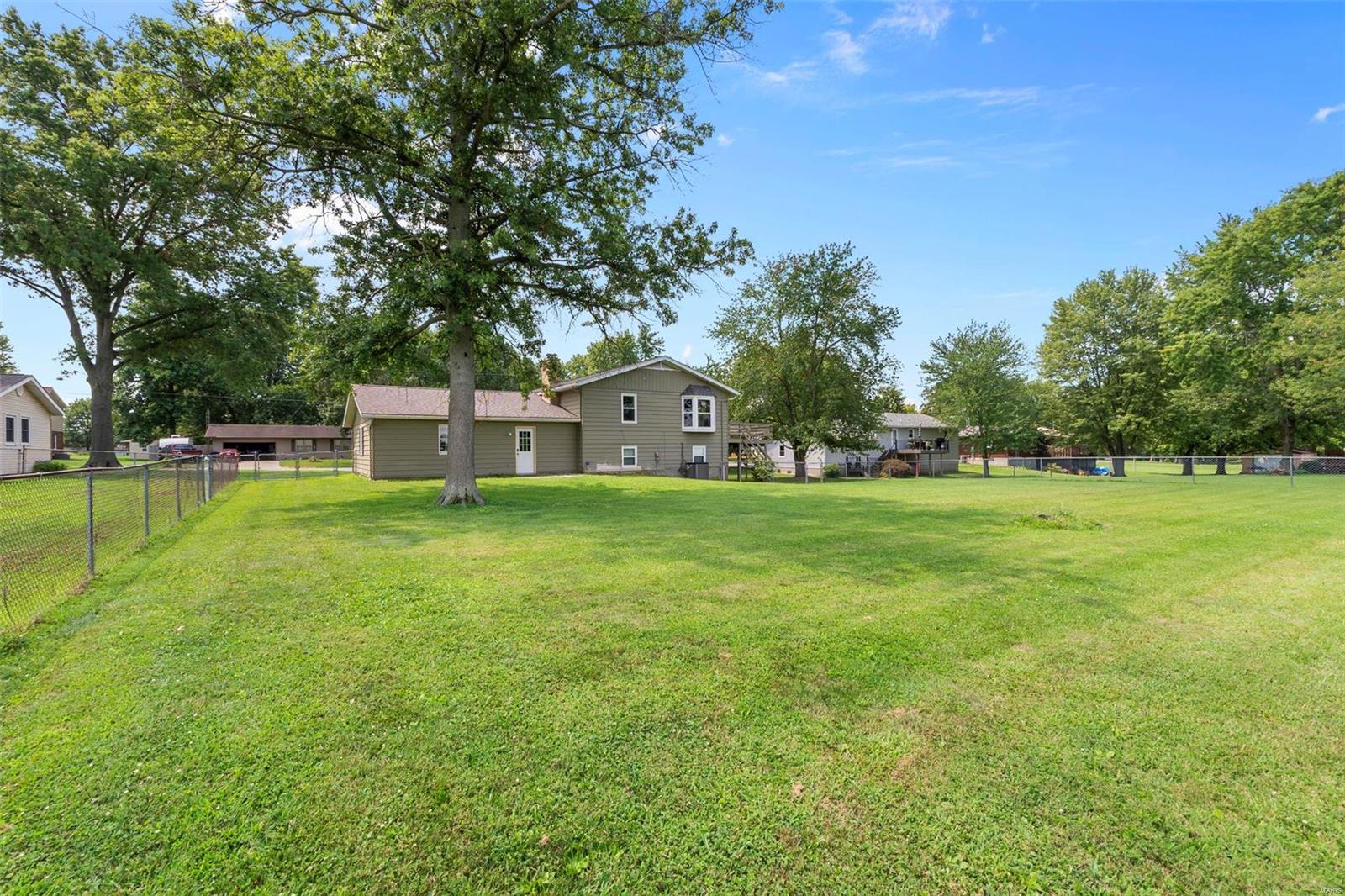 119 Fox Run Sparta, IL 62286 - Photo 20 of 43