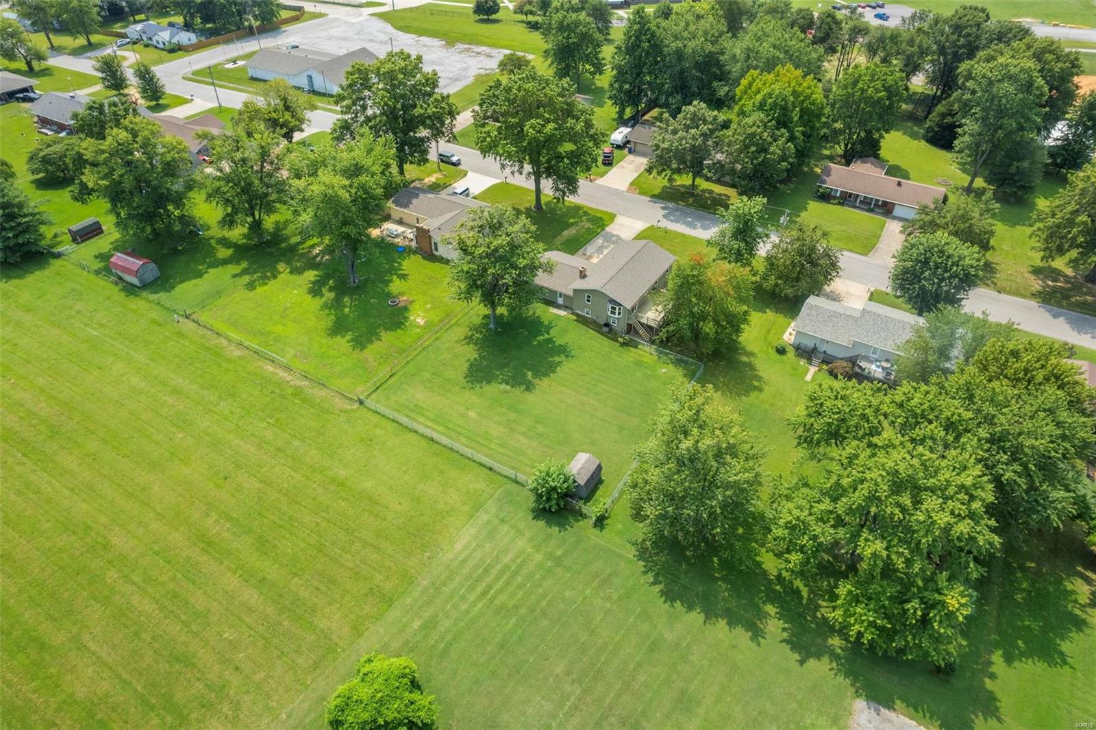 119 Fox Run Sparta, IL 62286 - Photo 8 of 43