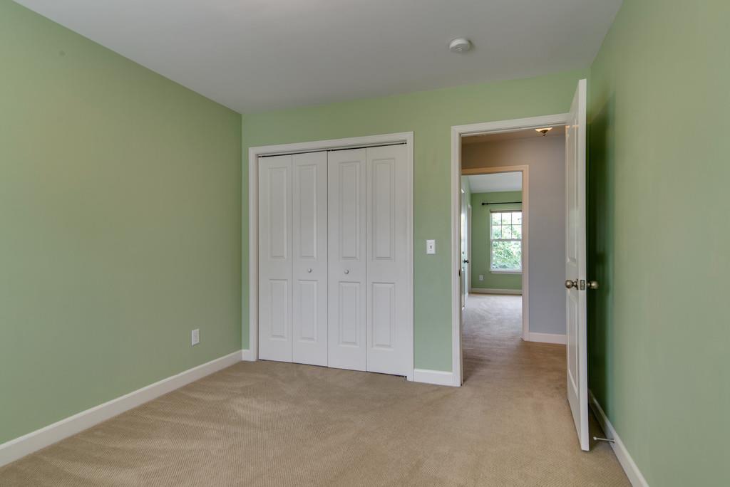 553 Rosedale Avenue, Unit 127 Nashville, TN 37211 - Photo 18 of 27 an empty room and closet area