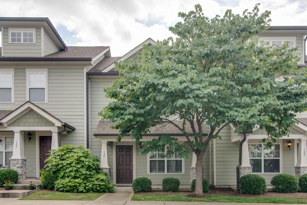 553 Rosedale Avenue, Unit 127 Nashville, TN 37211 - Photo 26 of 27 front view of a house with a tree
