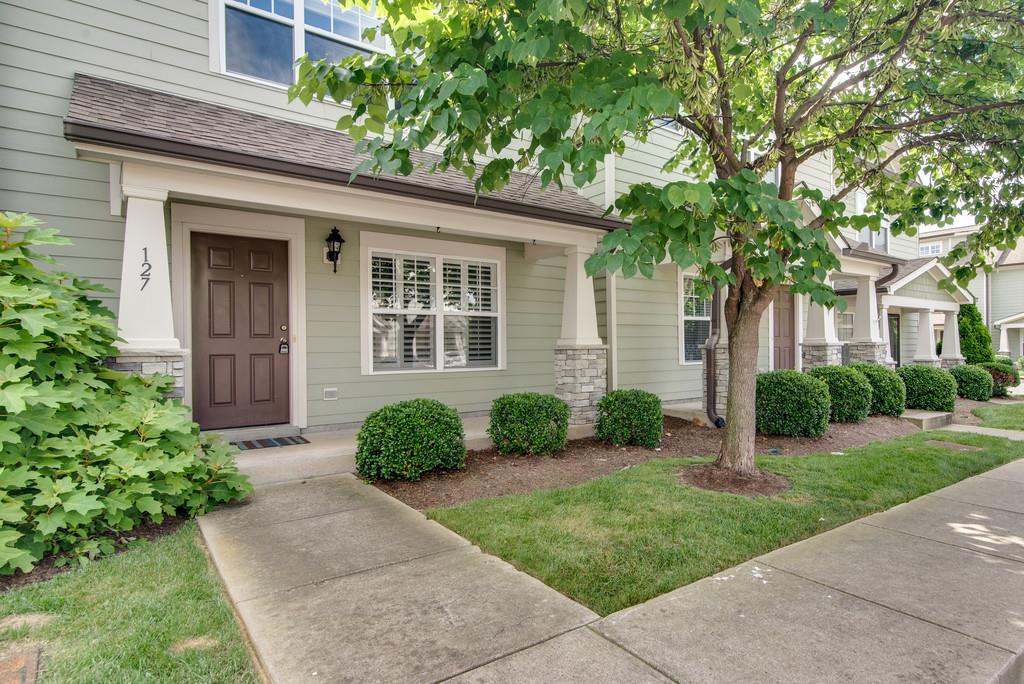 553 Rosedale Avenue, Unit 127 Nashville, TN 37211 - Photo 27 of 27 front view of a house with a yard