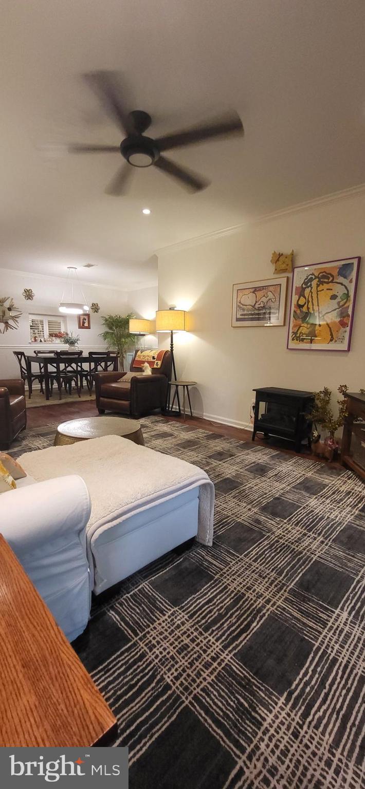 5806 Cove Landing Road, Unit 101 Burke, VA 22015 - Photo 12 of 92 Gallery Image 12