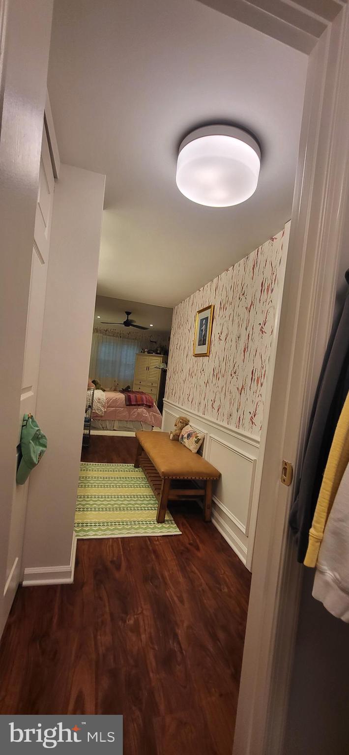 5806 Cove Landing Road, Unit 101 Burke, VA 22015 - Photo 53 of 92 Gallery Image 53