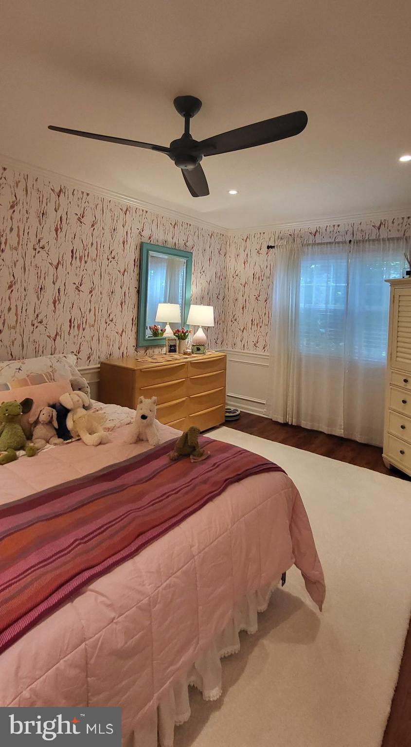 5806 Cove Landing Road, Unit 101 Burke, VA 22015 - Photo 54 of 92 Gallery Image 54