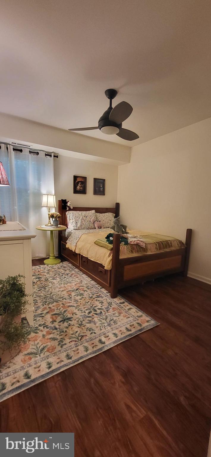5806 Cove Landing Road, Unit 101 Burke, VA 22015 - Photo 67 of 92 Bedroom 2