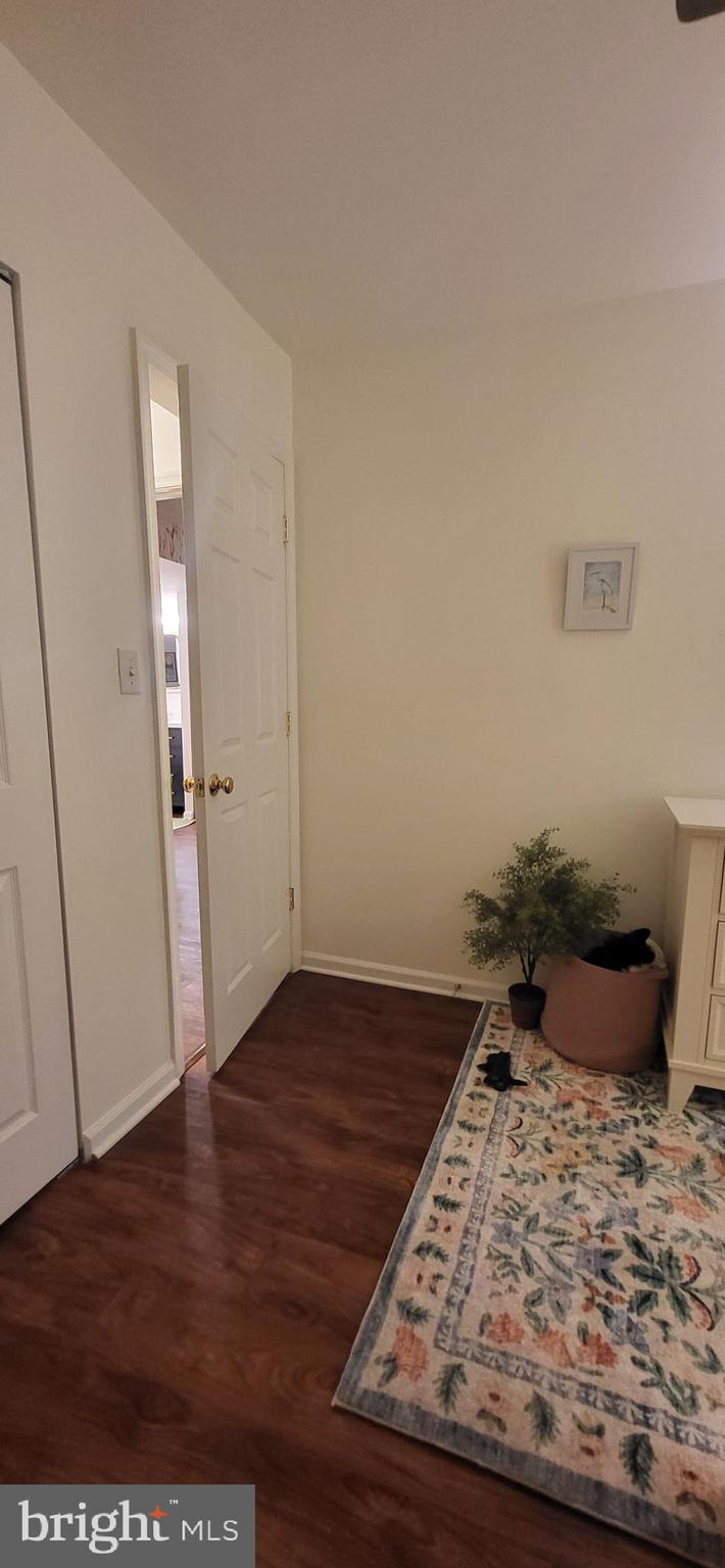 5806 Cove Landing Road, Unit 101 Burke, VA 22015 - Photo 72 of 92 Gallery Image 72