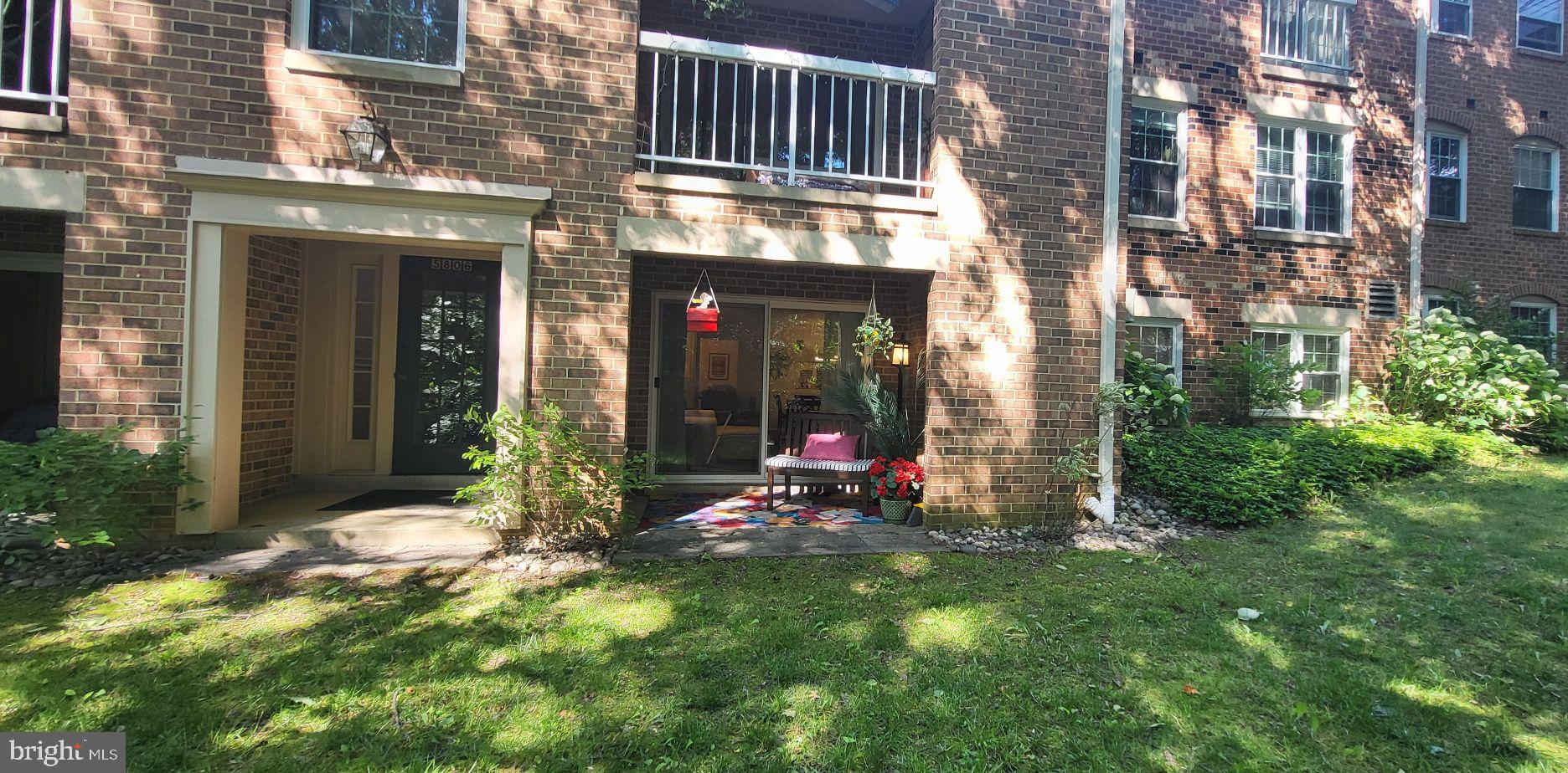 5806 Cove Landing Road, Unit 101 Burke, VA 22015 - Photo 83 of 92 Gallery Image 83