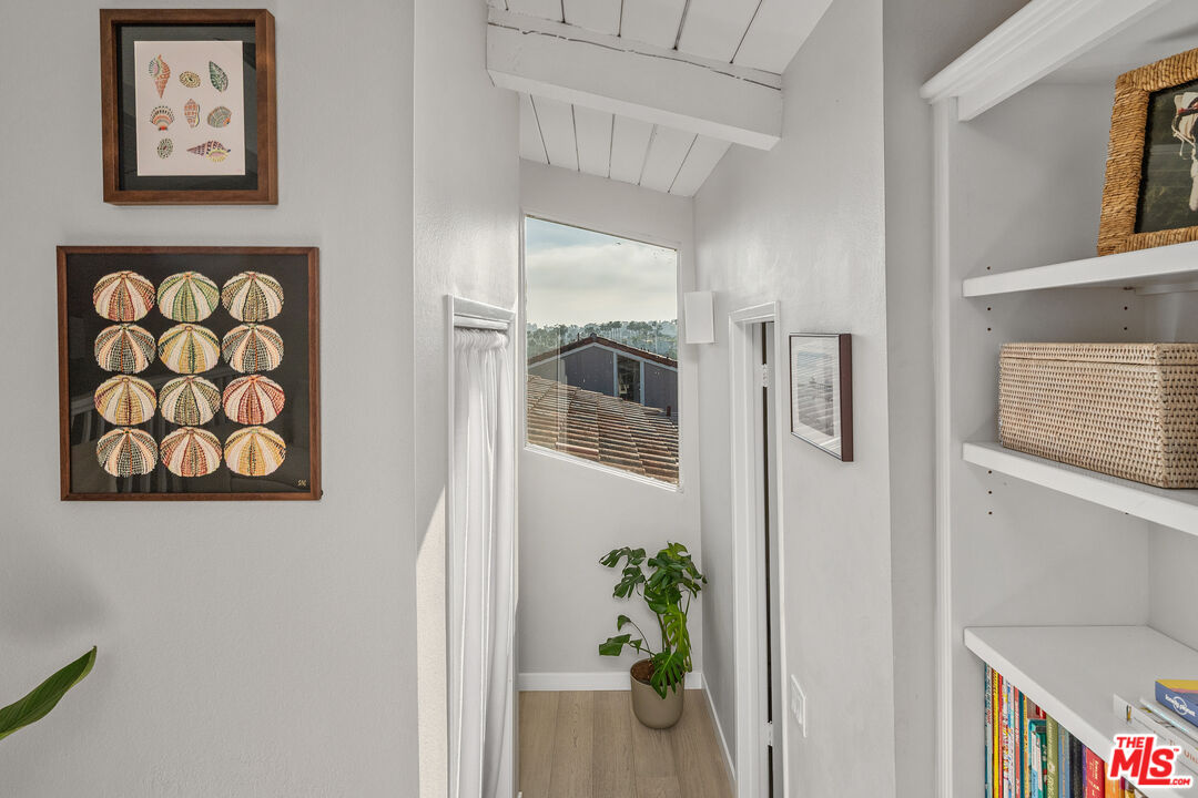 28378 Rey De Copas Lane Malibu, CA 90265 - Photo 23 of 48