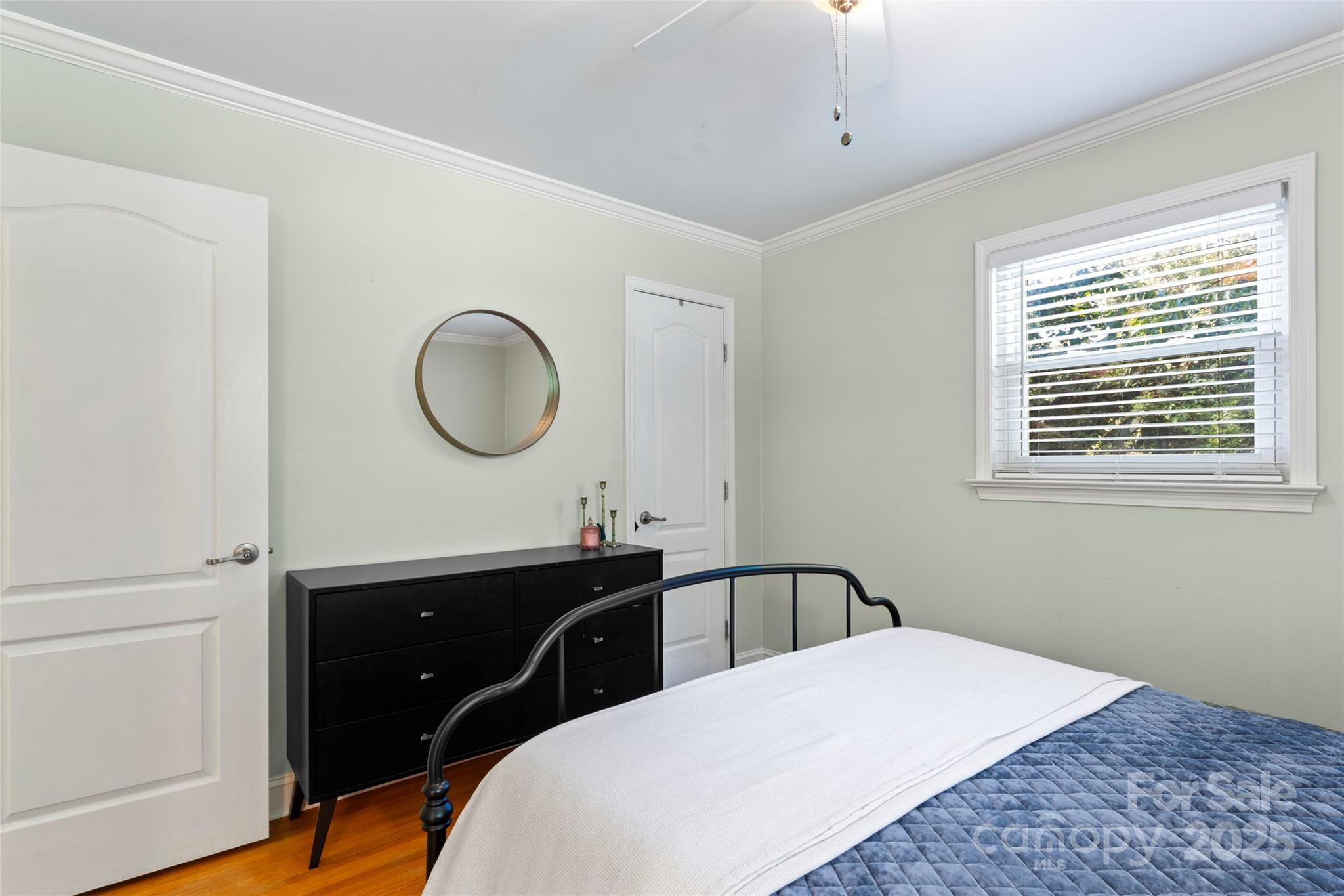 14217 Phillips Road Matthews, NC 28105 - Photo 26 of 38 a bedroom with a bed and a dresser