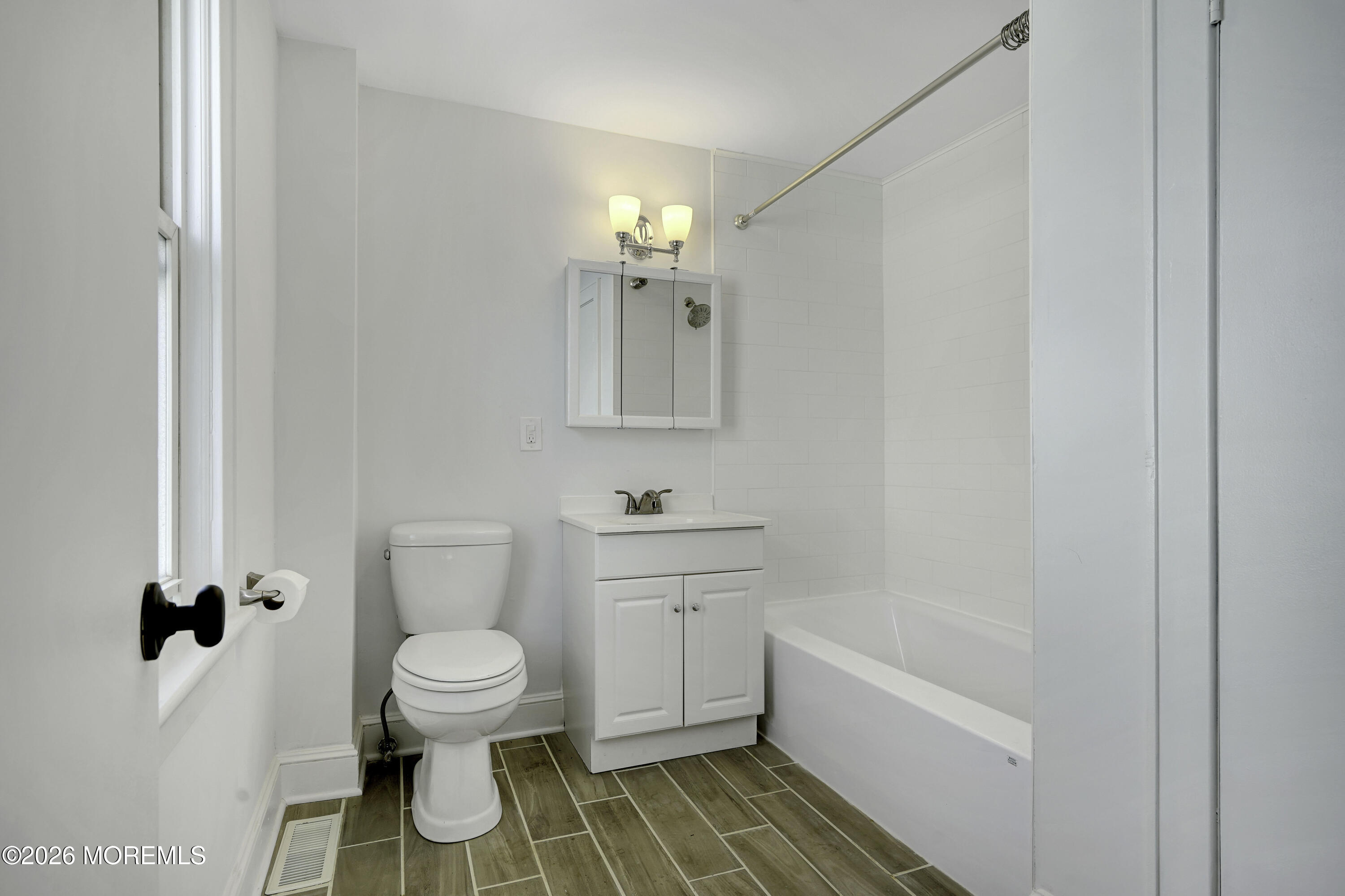 52 Leonard Street Red Bank, NJ 07701 - Photo 14 of 20 Leonard Upstairs Bathroom