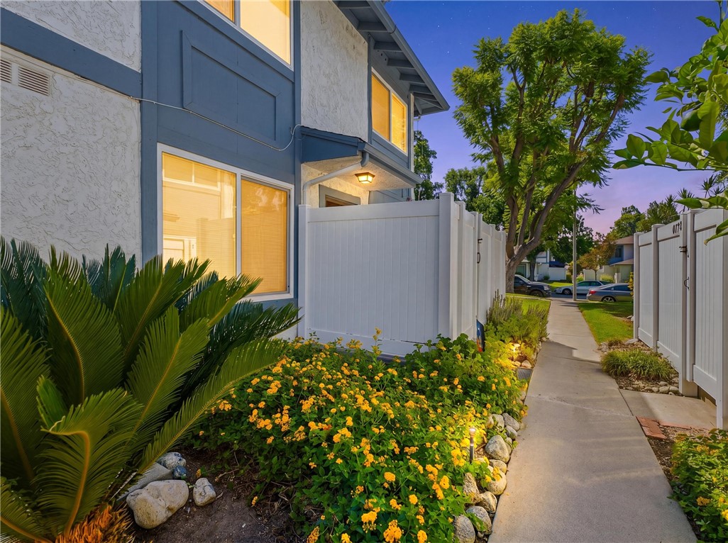871 West 13th Street, Unit 3 Azusa, CA 91702 - Photo 3 of 35