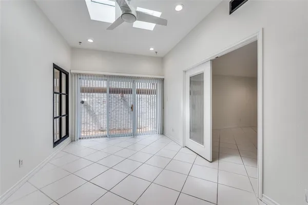 $3,500 | 3805 Brookhaven Circle, Fort Worth, TX 76109