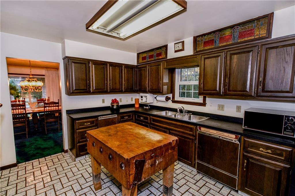 190 Airway Inn Road Dunbar, PA 15431 - Photo 8 of 24