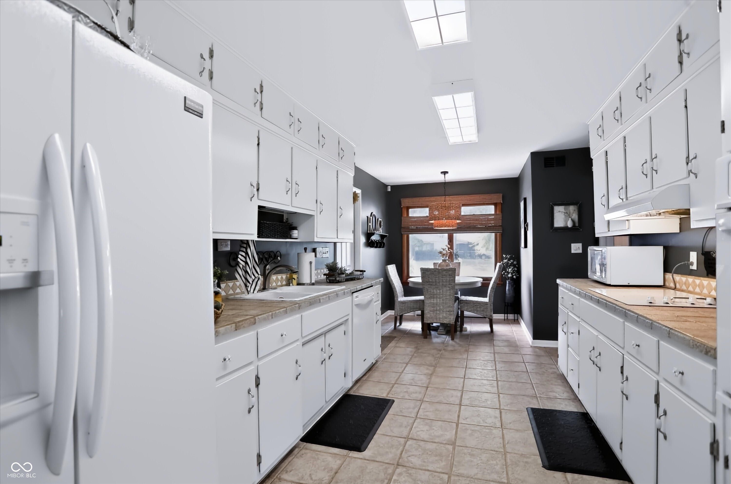 2812 Greenbriar Road Anderson, IN 46011 - Photo 12 of 39 Gallery Image 12