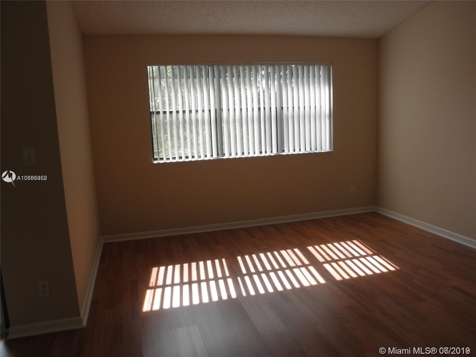 610 South Park Road, Unit 341 Hollywood, FL 33021 - Photo 5 of 30 Gallery Image 5