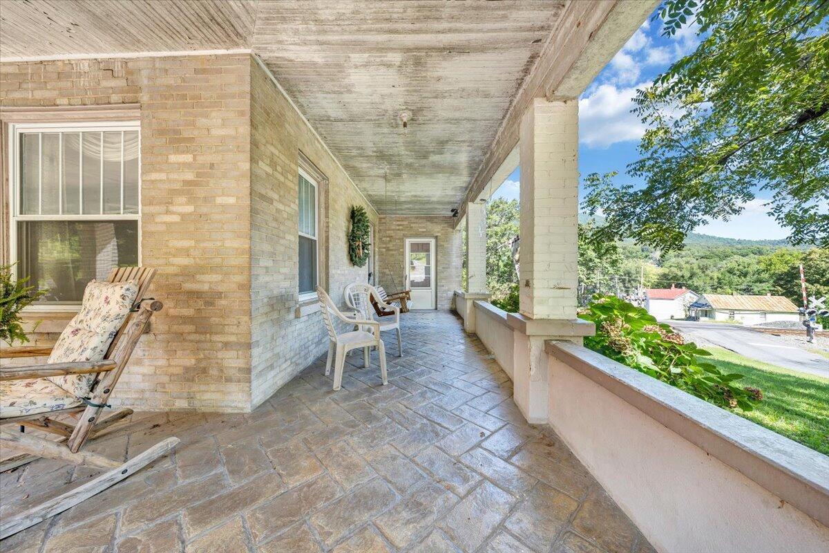 535 Boyd Street Buchanan, VA 24066 - Photo 38 of 58 38-MIB00051