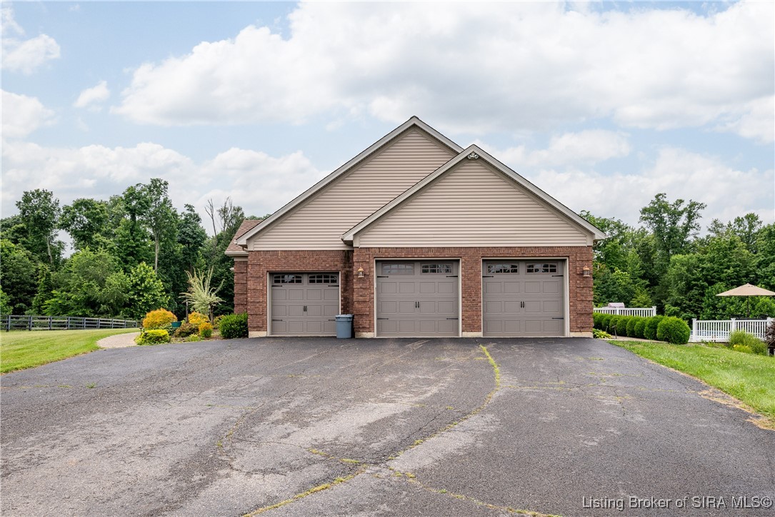 2900 Walker Road Northeast Corydon, IN 47112 - Photo 8 of 76