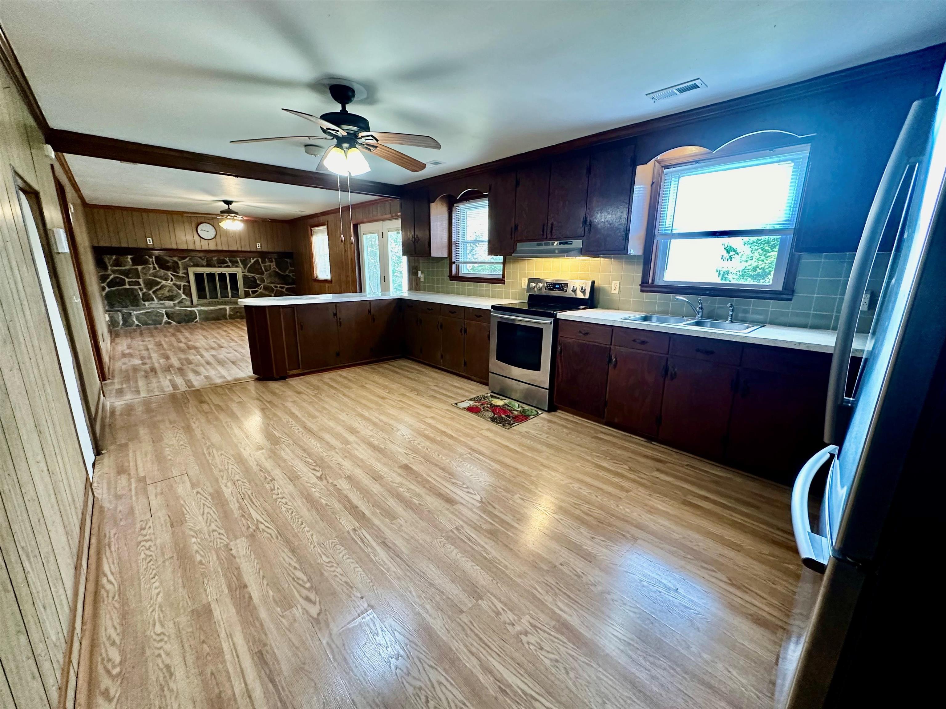 201 Flat Rock Road Waynesboro, VA 22980 - Photo 8 of 17 Gallery Image 8