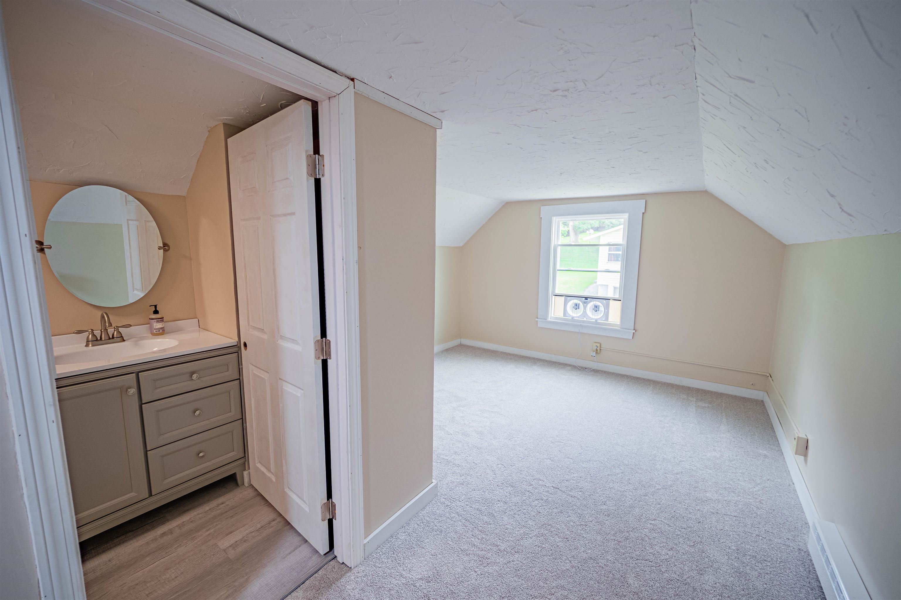 322 Prospect Street Barre, VT 05641 - Photo 25 of 39 Gallery Image 25
