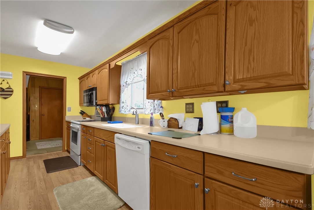 3684 Cloverdale Road Medway, OH 45341 - Photo 13 of 25 Gallery Image 13