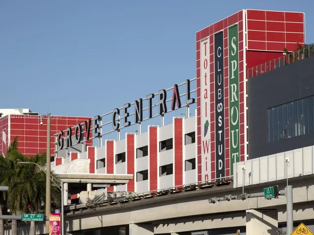 $740,000 | 3015 Southwest 24th Terrace, Miami, FL 33145